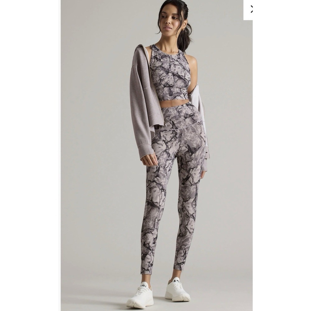 Rhone Revive Leggings Grey Silver Size Small High Rise Performance Activewear